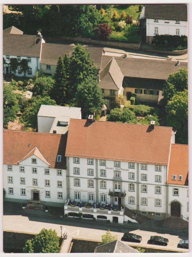 Historisches Hotel Zum Schwan Бад-Карлсгафен Екстер'єр фото
