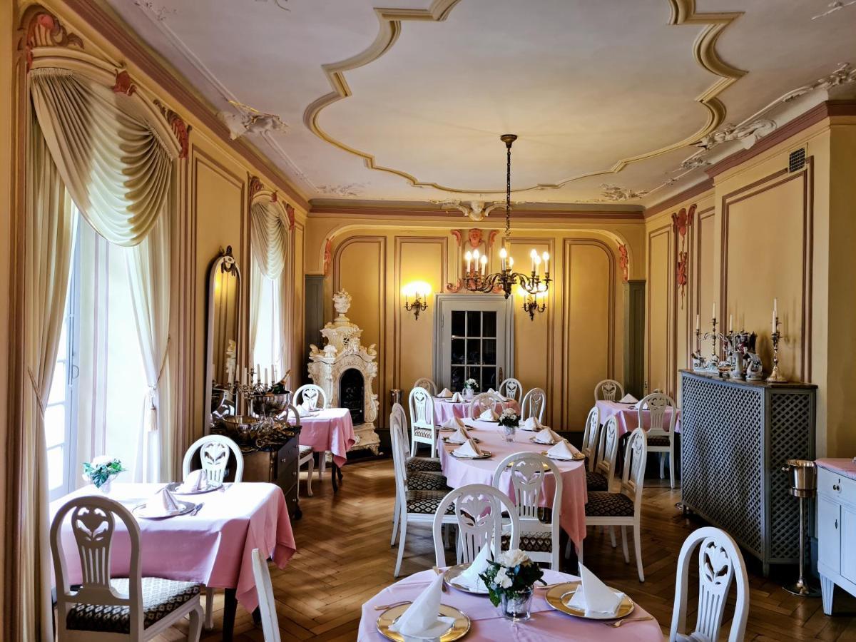 Historisches Hotel Zum Schwan Бад-Карлсгафен Екстер'єр фото